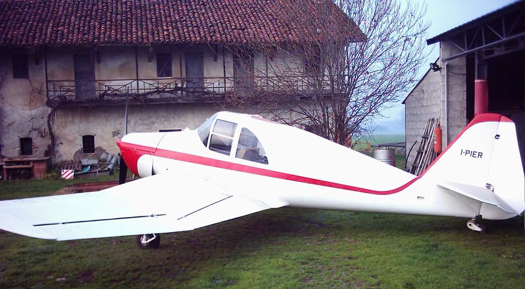Avia LM5